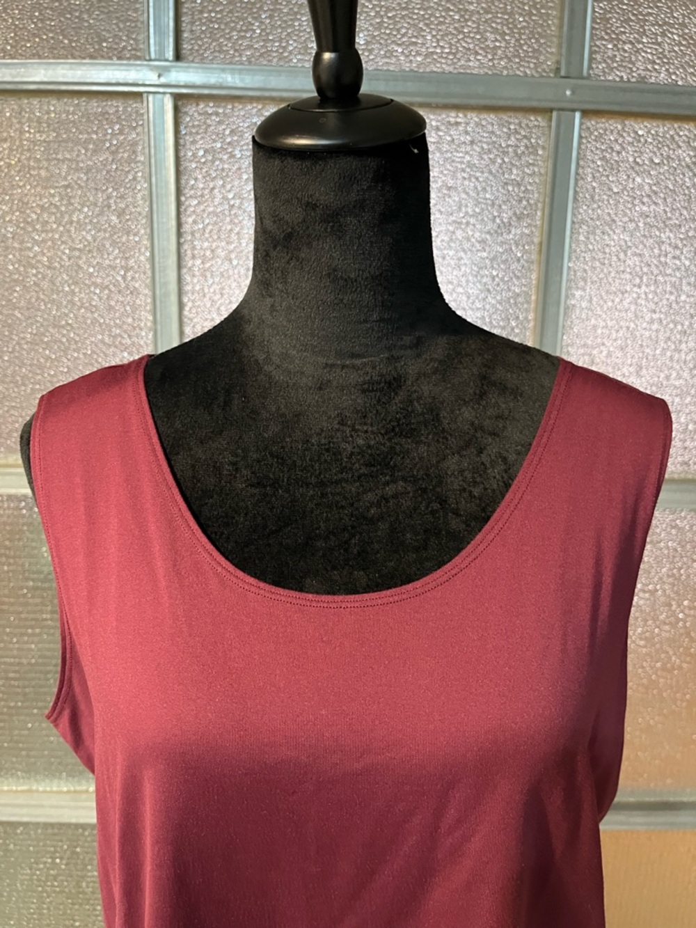 Chico's Sleeveless Scoop Neck Microfiber Tank - Wine/Burgundy
